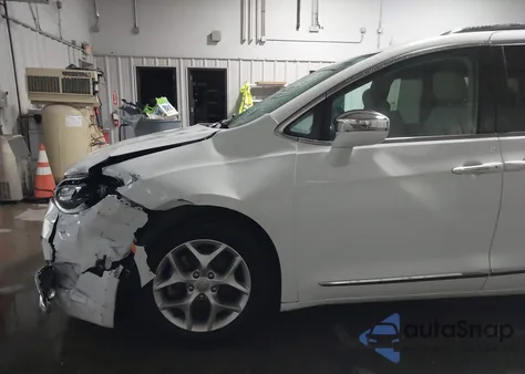 2019 Chrysler Pacifica Limited from USA, damaged, VIN 2C4RC1GG5KR731698